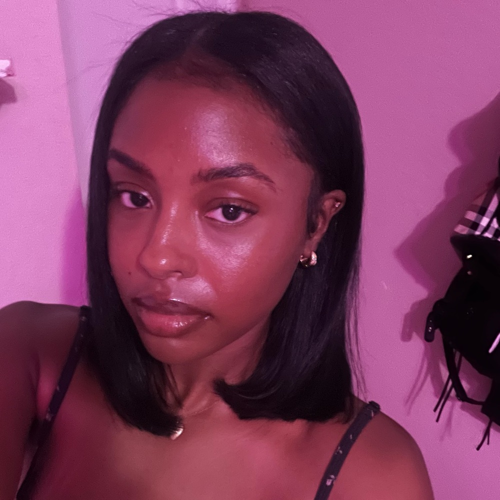 Meet your Posher, Maya